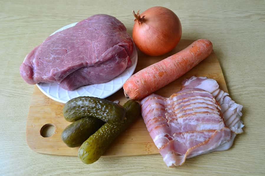 Рулетики мясні до святкового столу смачні, соковиті та хрусткі 42a58e5443bc1d0b568ffb34764f8874 Рулетики мясні до святкового столу смачні, соковиті та хрусткі