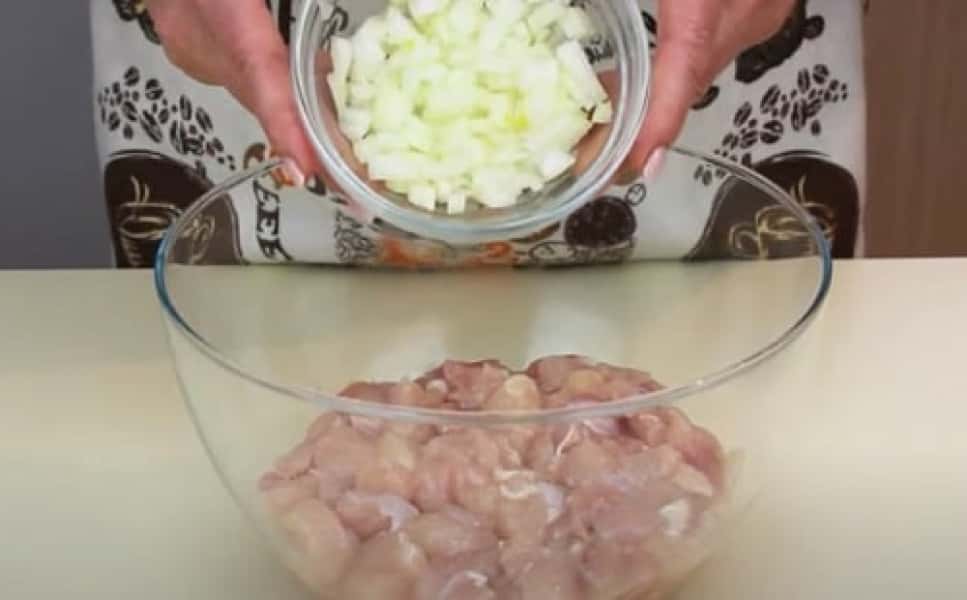 Курник – 5 класичних рецептів з куркою та картоплею, фото 205459b103cf88c64b840041d4e291ac Курник – 5 класичних рецептів з куркою та картоплею, фото