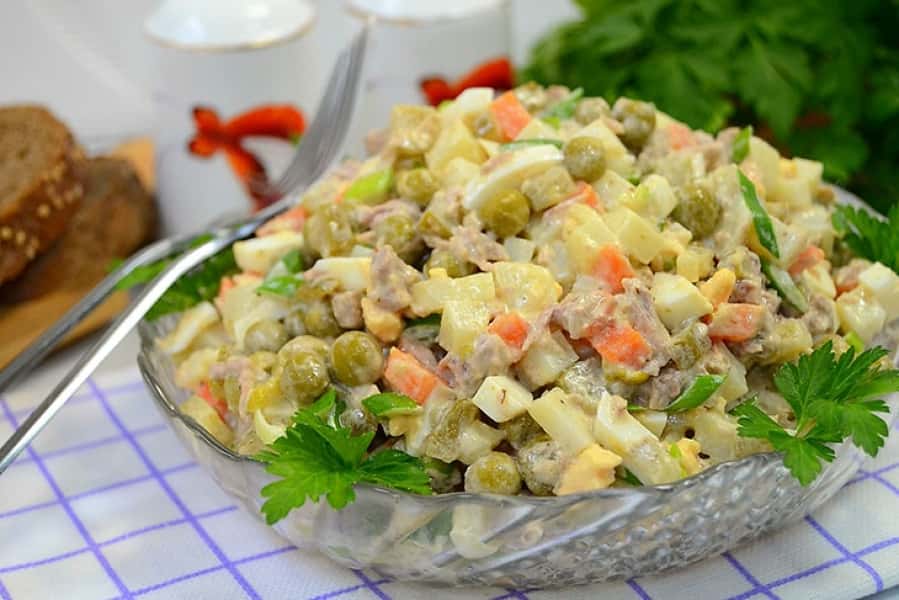 Салат «Махачкала»: рецепт із фото покроково 4221927fac22df8853fcbecf2149492f Салат «Махачкала»: рецепт із фото покроково