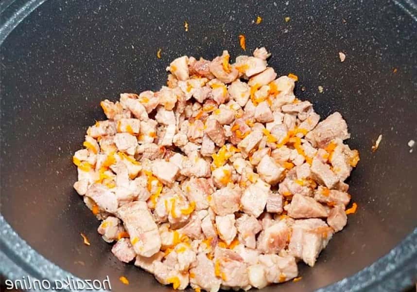 Тушкована капуста з мясом у каструлі 44873e69eece79a7558bd759c7c1acf1 Тушкована капуста з мясом у каструлі