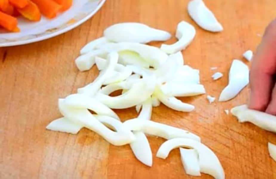 Роли Оселедець під шубою – 4 рецепти з норі та без (з фото) 5c9ab29dd640d3e8ac35d51492ccb8ba Роли Оселедець під шубою – 4 рецепти з норі та без (з фото)