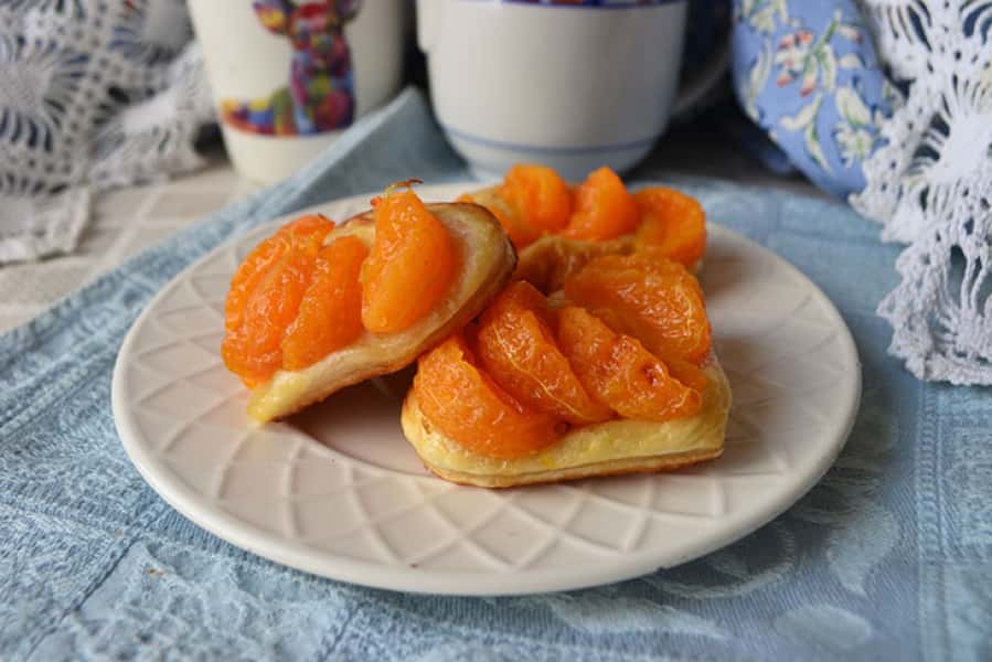 Слойки «Серця» з мандаринами: рецепт з фото покроково 655020b916bde80dcbd5475030d36ca9 Слойки «Серця» з мандаринами: рецепт з фото покроково