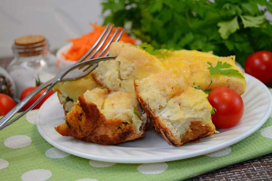 Омлет з хлібними рулетиками: рецепт із фото покроково 6876b69a1599646f28475964216c3caf Омлет з хлібними рулетиками: рецепт із фото покроково