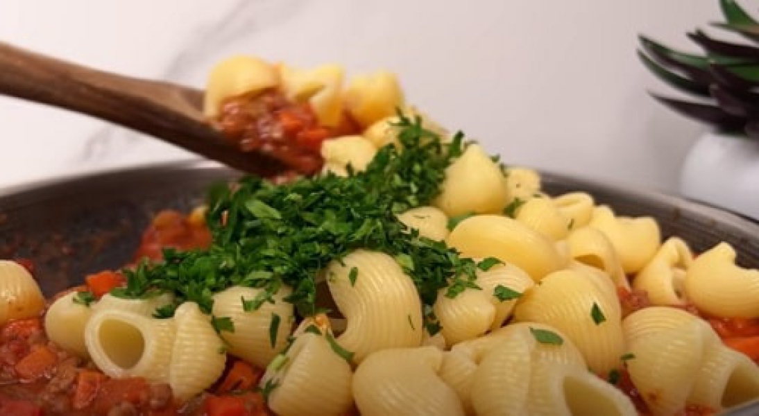 Макарони із сиром на сковороді – ТОП 10 смачних рецептів фото 6fd288b0cde321422ea4dd31856e1593 Макарони із сиром на сковороді – ТОП 10 смачних рецептів фото