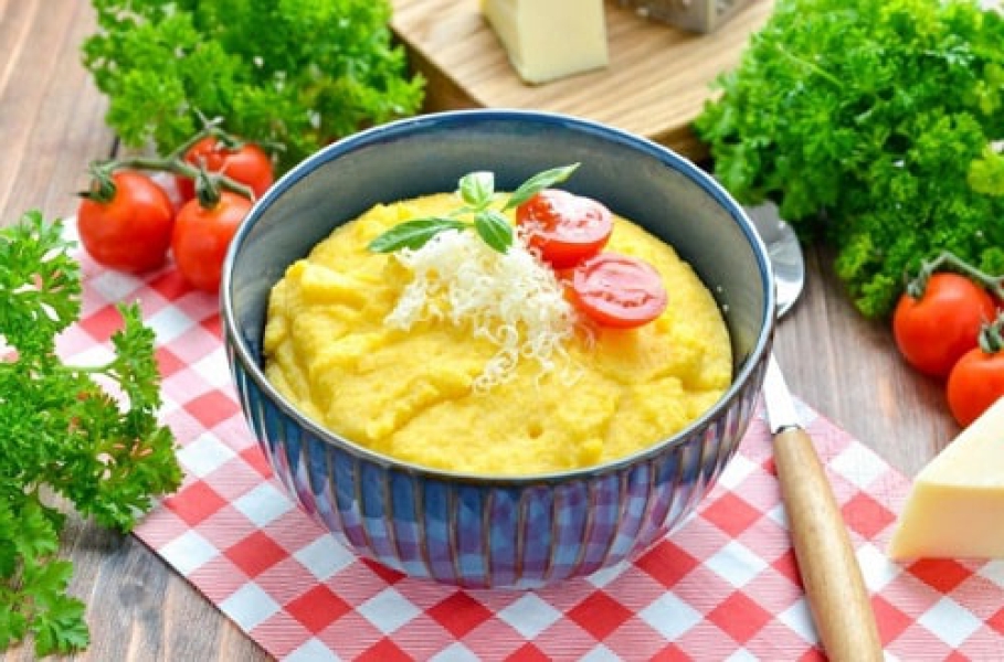 Полента 10 класичних рецептів кукурудзяної каші (з фото) 8545b22445fc86af8652e9b3f5978104 Полента 10 класичних рецептів кукурудзяної каші (з фото)