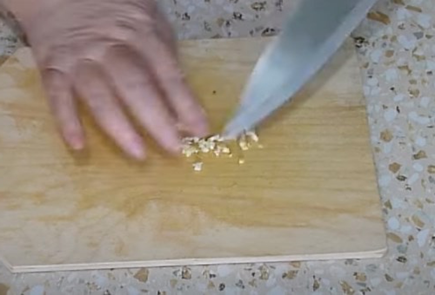 Пісні салати з квасолею – ТОП 10 смачних рецептів (з фото) 8f395a174f1bb275735c68e3e32fa685 Пісні салати з квасолею – ТОП 10 смачних рецептів (з фото)