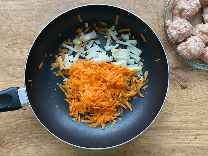 Мясні їжачки: дитячий рецепт з фото покроково d795c59997550a5afe086285a41ba3af Мясні їжачки: дитячий рецепт з фото покроково