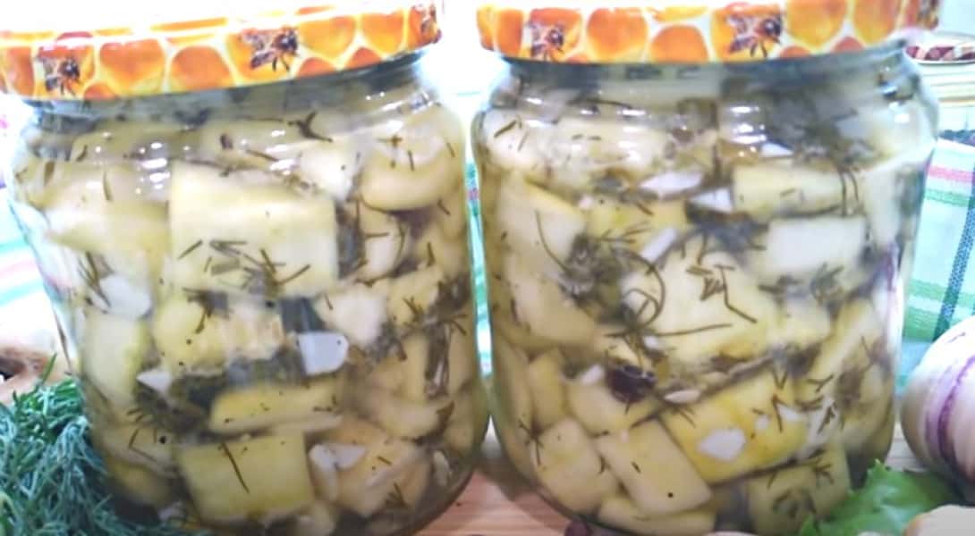 Мариновані хрусткі кабачки на зиму в банках 6 смачних рецептів з покроковими фото 017ec95a4beec1f2a18901ae730ec98b Мариновані хрусткі кабачки на зиму в банках 6 смачних рецептів з покроковими фото