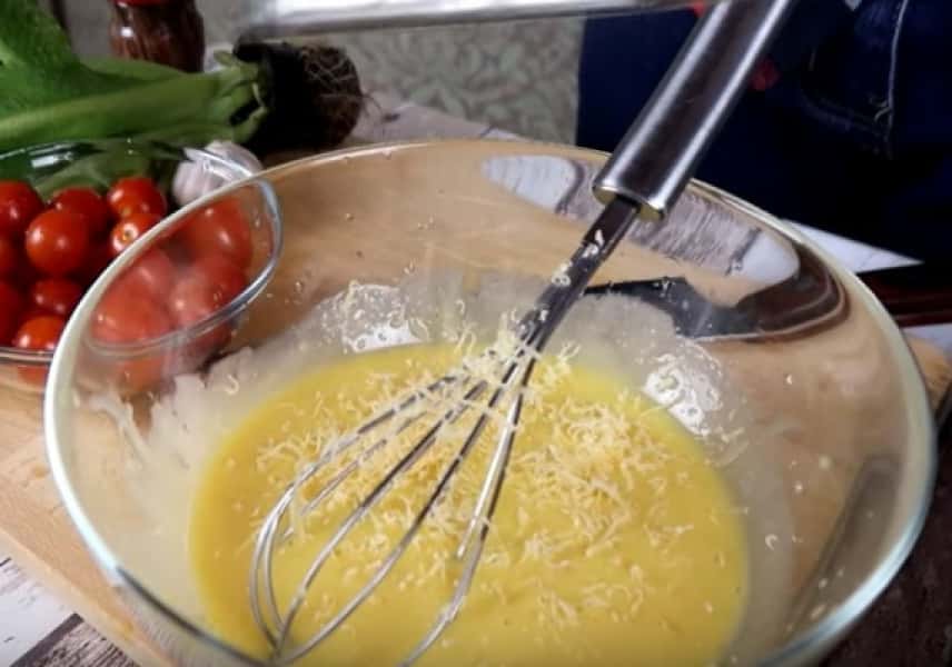 Салат Цезар з куркою 5 класичних рецептів, з покроковими фото 02127792cf538ec134c849f811e3cb48 Салат Цезар з куркою 5 класичних рецептів, з покроковими фото