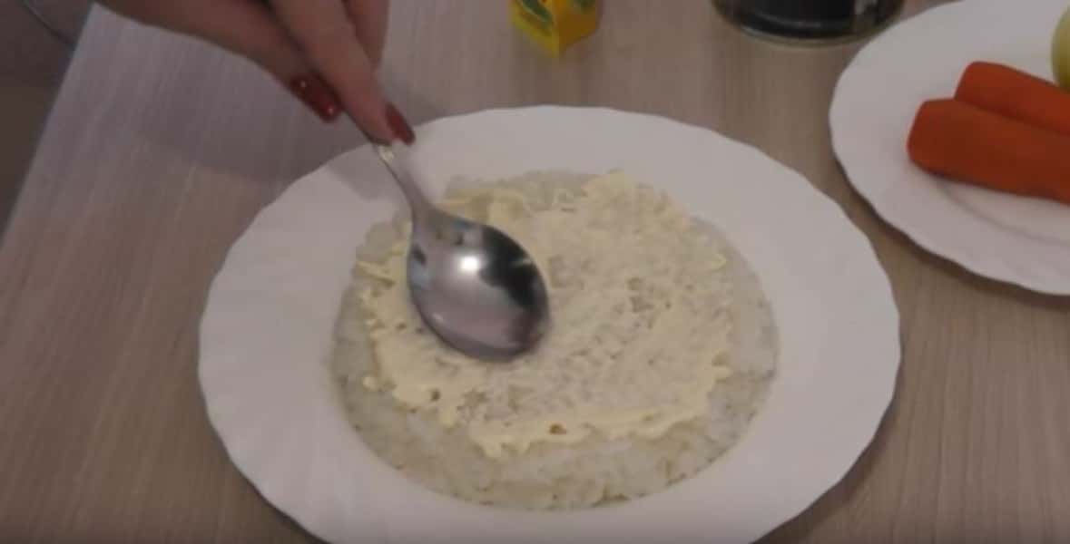 Салат Мімоза з рибними консервами 5 рецептів з покроковими фото 023de9f2d4113e54722397961c194b29 Салат Мімоза з рибними консервами 5 рецептів з покроковими фото