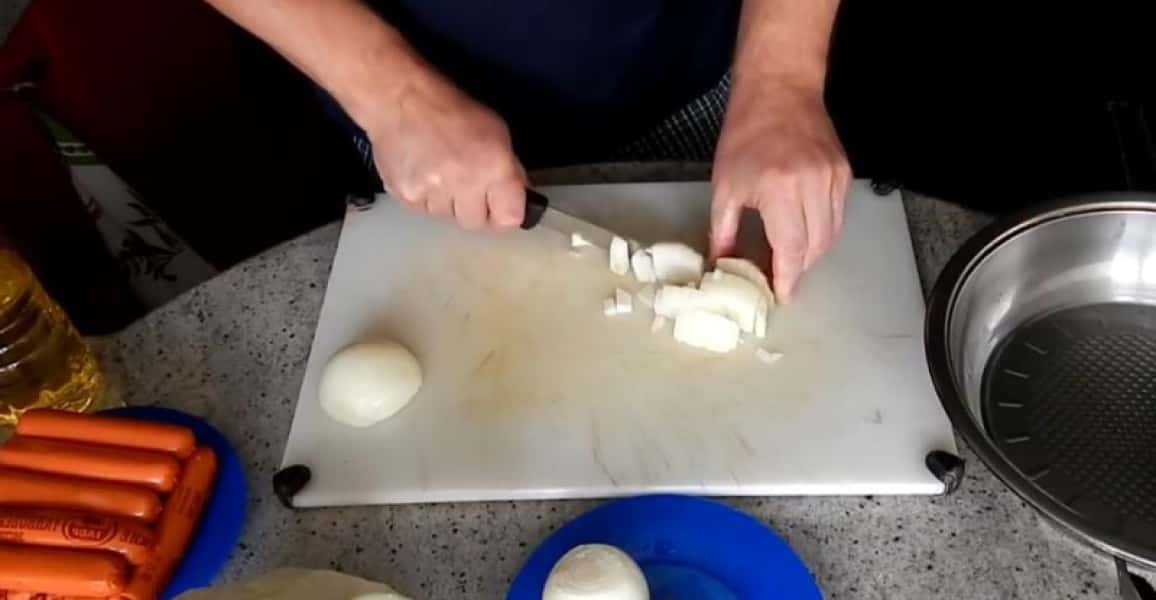 Капуста тушкована на сковороді 7 рецептів з покроковими фото. Класичні рецепти тушкованої капусти 0796492619b95f854f109d6416171142 Капуста тушкована на сковороді 7 рецептів з покроковими фото. Класичні рецепти тушкованої капусти