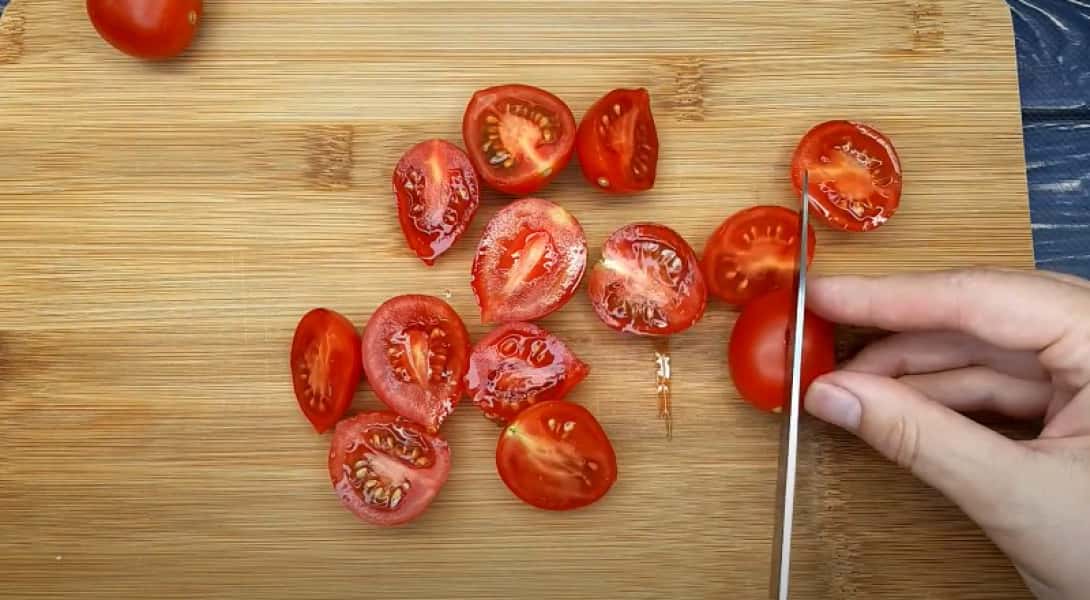 Курка у вершковому соусі на сковороді 8 рецептів, з покроковими фото 085860b91c528a0047ac13bd8844acba Курка у вершковому соусі на сковороді 8 рецептів, з покроковими фото