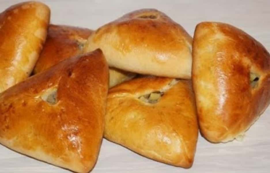 Смажені пиріжки з картоплею 6 рецептів пиріжків на сковороді, з покроковими фото 129f7935d9e552c375f79efdacd9abac Смажені пиріжки з картоплею 6 рецептів пиріжків на сковороді, з покроковими фото