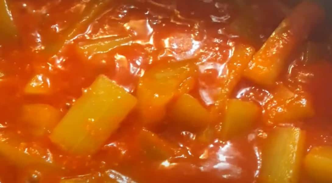 Лечо з кабачків на зиму 8 покрокових рецептів з фото 1621177b44c4d99d5540fdec81ef07e2 Лечо з кабачків на зиму 8 покрокових рецептів з фото