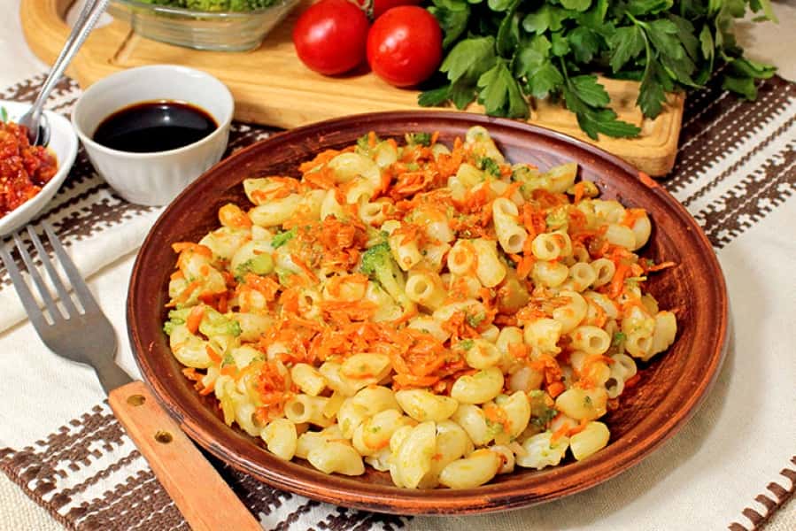 Макарони з овочами та соєвим соусом: рецепт з фото покроково 173594bdb4c51a88ec7fb8d1c3a7251c Макарони з овочами та соєвим соусом: рецепт з фото покроково