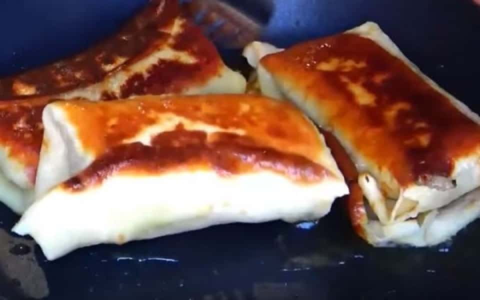 Млинці з мясом 6 найсмачніших рецептів, з покроковими фото 184fb91ea75a552aa2edad3afdcb487d Млинці з мясом 6 найсмачніших рецептів, з покроковими фото
