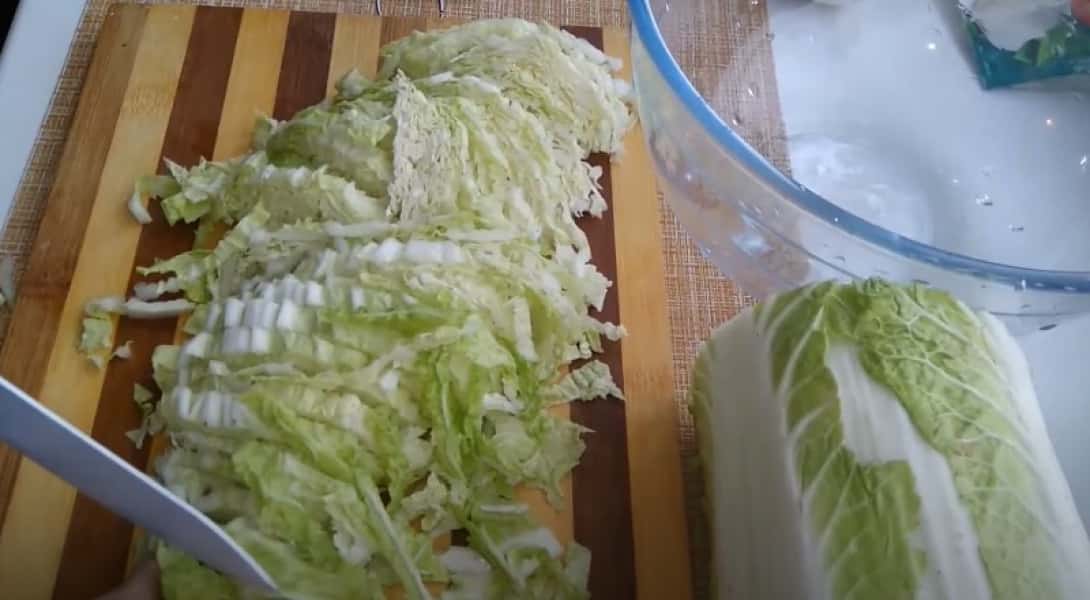 Салат з крабовими паличками та кукурудзою 6 класичних рецептів, з покроковими фото 1ac275092d686fefb3bfc96f8f10547a Салат з крабовими паличками та кукурудзою 6 класичних рецептів, з покроковими фото