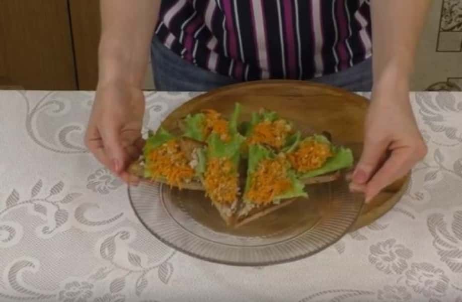 Бутерброди на святковий стіл 9 рецептів з покроковими фото 1fb37fdc50d29addbdb8b818bd1acd1d Бутерброди на святковий стіл 9 рецептів з покроковими фото