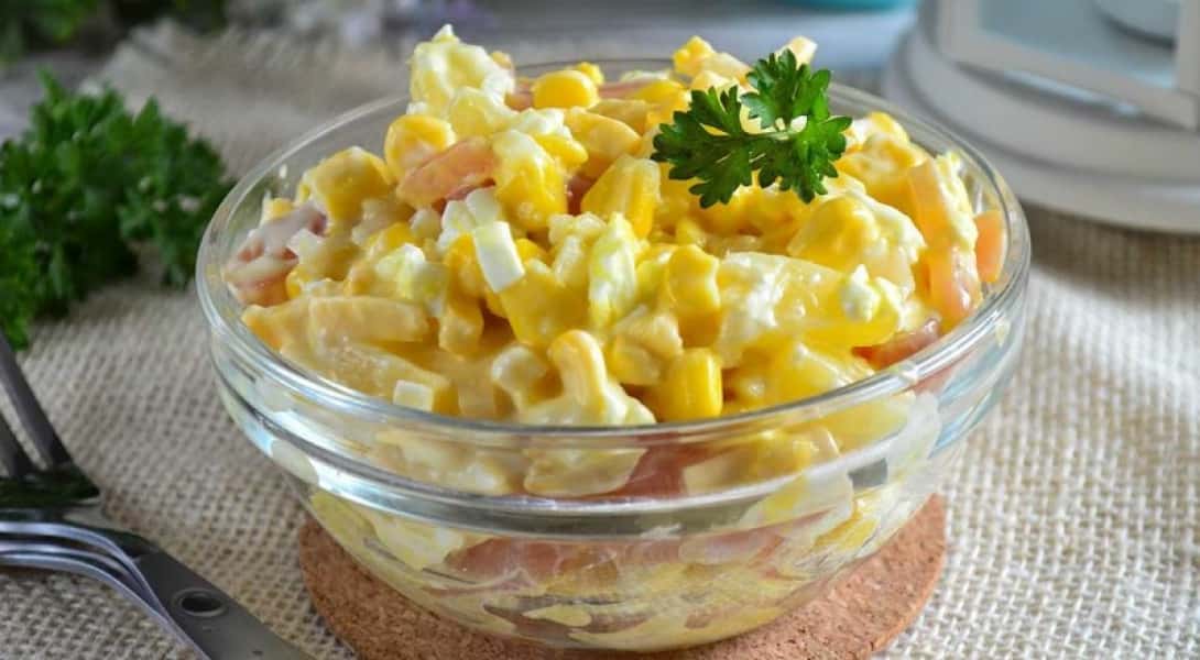Салат з куркою та ананасом 7 класичних рецептів, з покроковими фото 201f647cc88ab8b15569ef29227568b9 Салат з куркою та ананасом 7 класичних рецептів, з покроковими фото