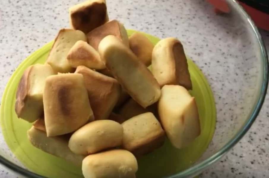 Часникові пампушки до борщу у духовці 6 рецептів з покроковими фото 223da52bc01bc514f5a9055781779caa Часникові пампушки до борщу у духовці 6 рецептів з покроковими фото