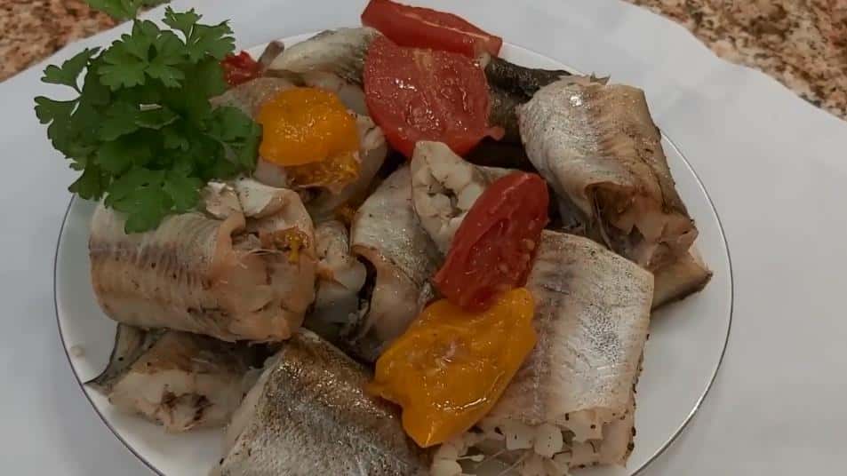Мінтай запечений у духовці 14 смачних рецептів з покроковими фото 25d8e06f450901560adb765cf3f03186 Мінтай запечений у духовці 14 смачних рецептів з покроковими фото