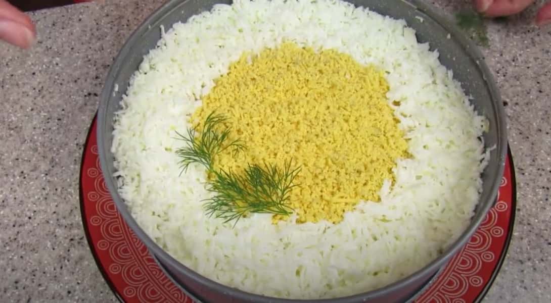 Салат з куркою та ананасом 7 класичних рецептів, з покроковими фото 26b871b67446a20e3486331d4cc23cd6 Салат з куркою та ананасом 7 класичних рецептів, з покроковими фото
