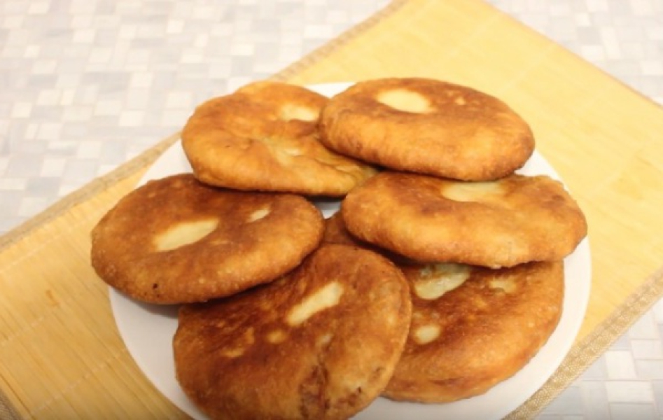 Біляші з мясом на сковороді 7 рецептів з покроковими фото, дуже смачних домашніх біляшів 2f1934879e2a136bb5931f41bb293696 Біляші з мясом на сковороді 7 рецептів з покроковими фото, дуже смачних домашніх біляшів