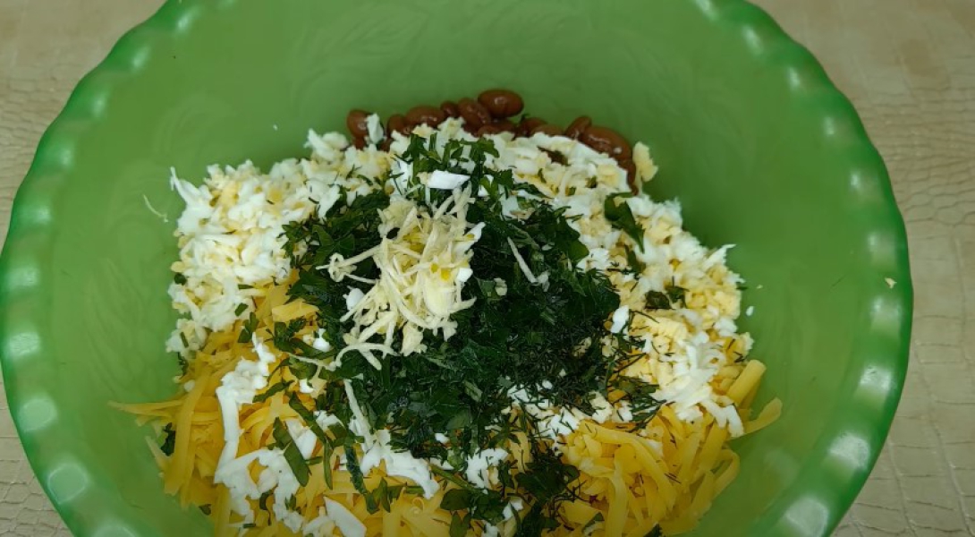 Салат з квасолею та сухариками 10 дуже смачних рецептів, з покроковими фото 3a651d713283cd41a6461684775928aa Салат з квасолею та сухариками 10 дуже смачних рецептів, з покроковими фото