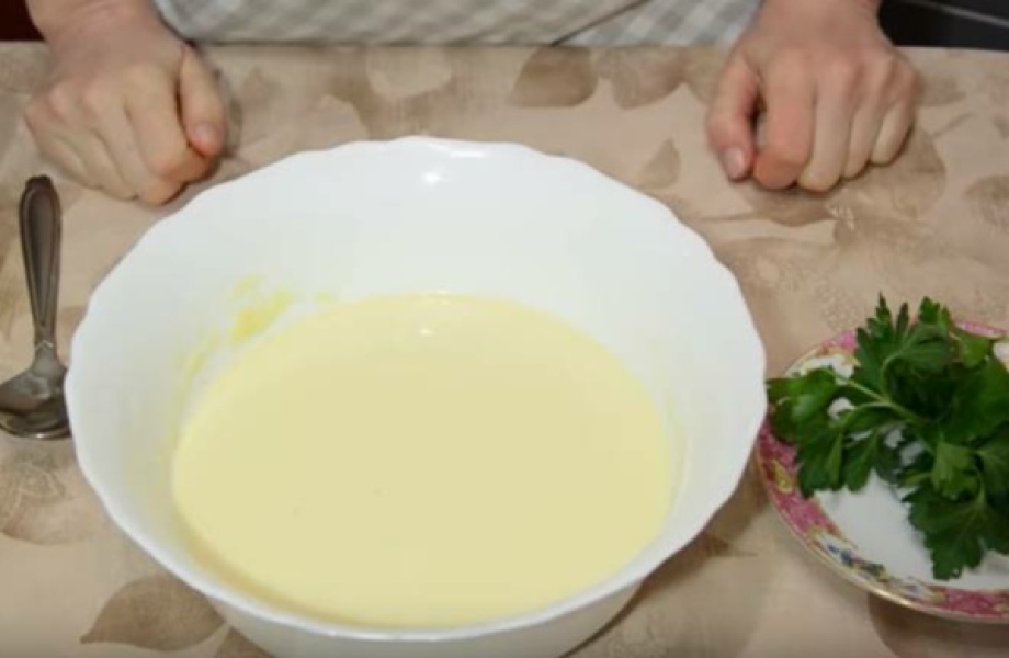 Як приготувати млинці з сиром? 8 найсмачніших рецептів, з покроковими фото 3e934db1a0502df0cfe44a584bbe11e7 Як приготувати млинці з сиром? 8 найсмачніших рецептів, з покроковими фото