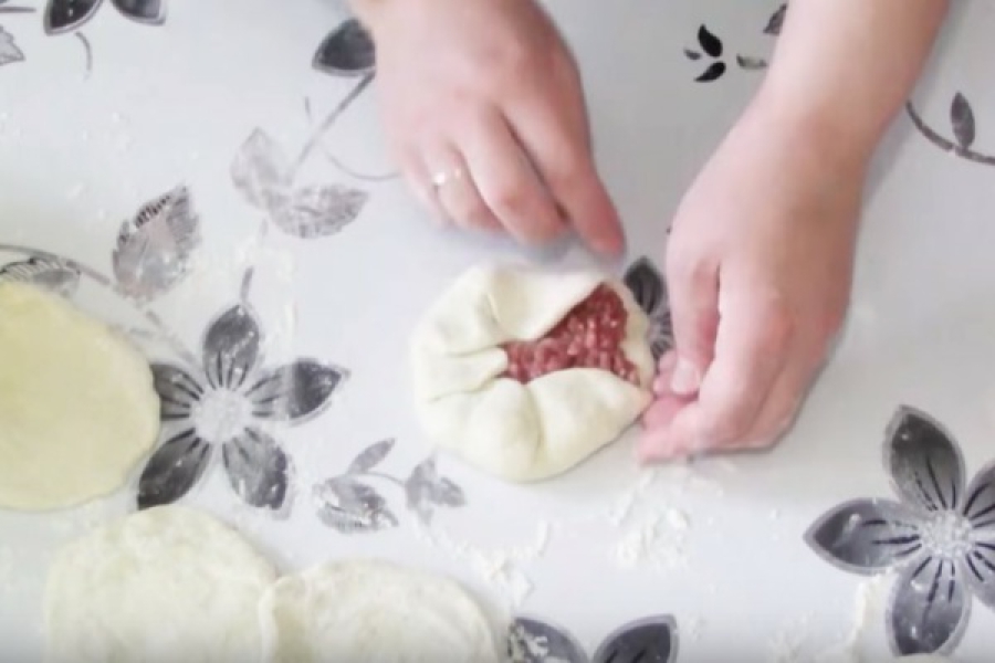 Біляші з мясом на сковороді 7 рецептів з покроковими фото, дуже смачних домашніх біляшів 3ea32afa0425412862b2b65d400aea73 Біляші з мясом на сковороді 7 рецептів з покроковими фото, дуже смачних домашніх біляшів