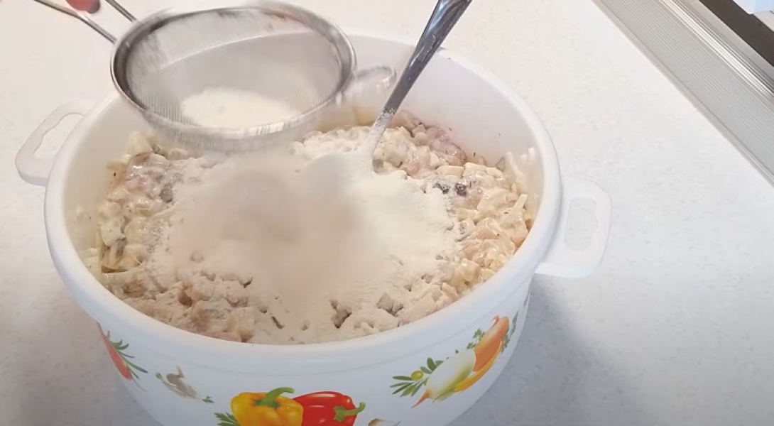 Котлети з курячого фаршу на сковороді 9 рецептів з покроковими фото соковитих та смачних котлет 4547736d8a5a649763bcddb2d88ba5b2 Котлети з курячого фаршу на сковороді 9 рецептів з покроковими фото соковитих та смачних котлет