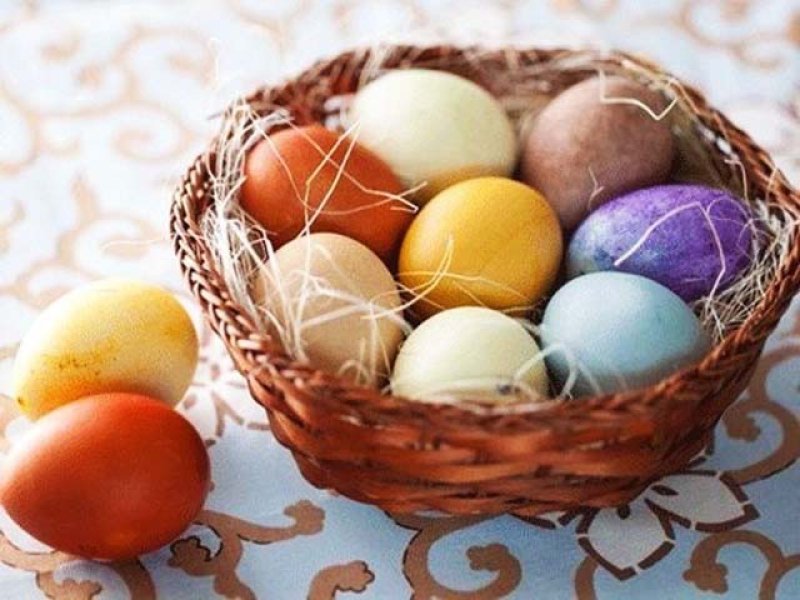 Як красиво пофарбувати яйця на Великдень: 24 ідеї, як і чим фарбувати яйця, з покроковими фото 4e12e714d1a0d1f4ec03c05a3cecbb3f Як красиво пофарбувати яйця на Великдень: 24 ідеї, як і чим фарбувати яйця, з покроковими фото