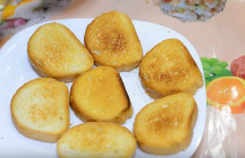 Бутерброди на святковий стіл 9 рецептів з покроковими фото 503b838fc42085120787bfed0e50a499 Бутерброди на святковий стіл 9 рецептів з покроковими фото