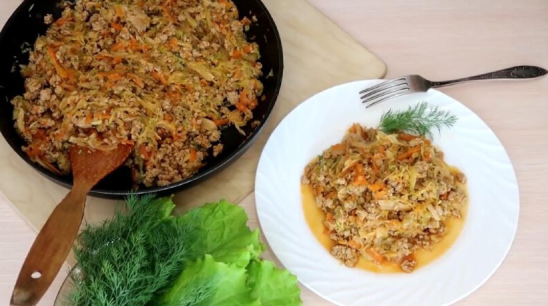 Капуста тушкована на сковороді 7 рецептів з покроковими фото. Класичні рецепти тушкованої капусти 5206ef0fdbe05e09143b2cb1330c50c5 Капуста тушкована на сковороді 7 рецептів з покроковими фото. Класичні рецепти тушкованої капусти
