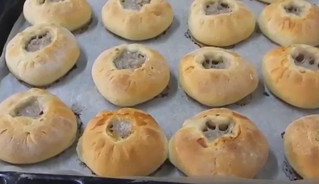 Біляші з мясом на сковороді та в духовці дуже смачні домашні рецепти, з покроковими фото 5863dce83b8274beca80651773270c2f Біляші з мясом на сковороді та в духовці дуже смачні домашні рецепти, з покроковими фото