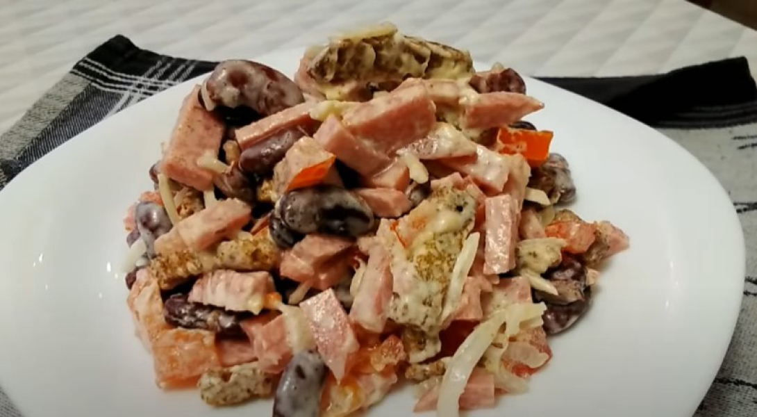 Салат з квасолею та сухариками 10 дуже смачних рецептів, з покроковими фото 63e3c6ba6cc40c6625800711ad68a523 Салат з квасолею та сухариками 10 дуже смачних рецептів, з покроковими фото