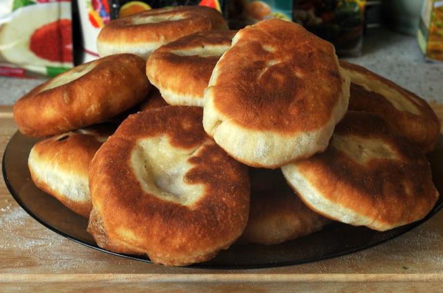 Біляші з мясом на сковороді та в духовці дуже смачні домашні рецепти, з покроковими фото 701bfc6fb152d8c34ea6ef3b1cde9cc8 Біляші з мясом на сковороді та в духовці дуже смачні домашні рецепти, з покроковими фото