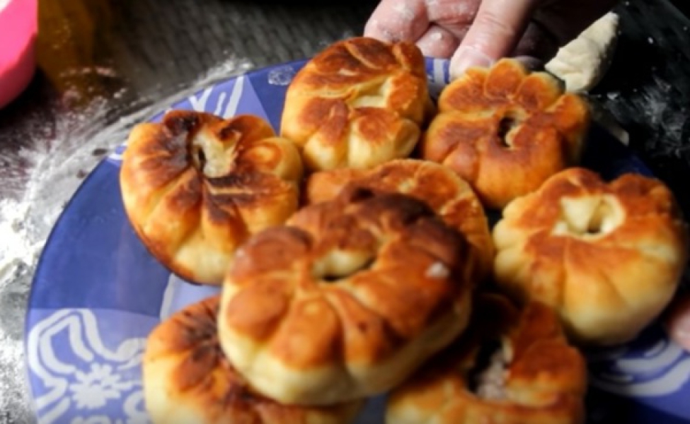 Біляші з мясом на сковороді 7 рецептів з покроковими фото, дуже смачних домашніх біляшів 7f52f9c1dfcbd8d7807efca646cafb26 Біляші з мясом на сковороді 7 рецептів з покроковими фото, дуже смачних домашніх біляшів