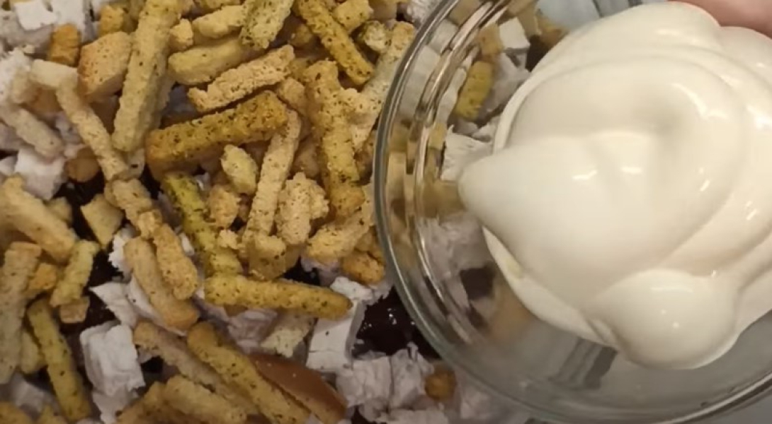 Салат з квасолею та сухариками 10 дуже смачних рецептів, з покроковими фото 8467d980685c93c56d5ad94ac111b4f4 Салат з квасолею та сухариками 10 дуже смачних рецептів, з покроковими фото