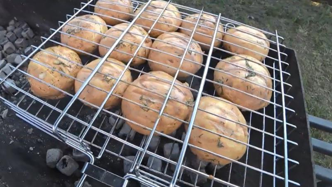 Печериці на мангалі 12 рецептів маринаду для шашлику з грибів, з покроковими фото 86906e3cb713eb3235cfb512041ba661 Печериці на мангалі 12 рецептів маринаду для шашлику з грибів, з покроковими фото