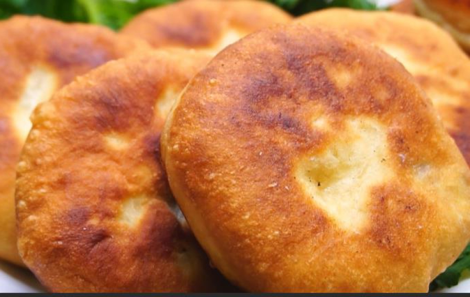 Біляші з мясом на сковороді та в духовці дуже смачні домашні рецепти, з покроковими фото 89c10e5d3f712a51494dc36aa1ffe047 Біляші з мясом на сковороді та в духовці дуже смачні домашні рецепти, з покроковими фото