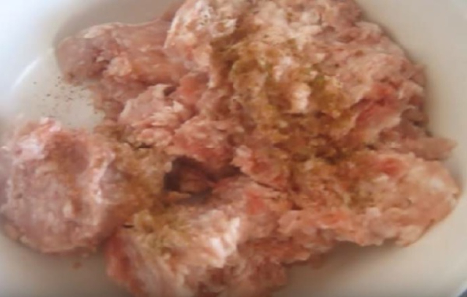 Млинці з мясом 6 найсмачніших рецептів, з покроковими фото 8e3face1fe1df8e2a4c91378c45db5ae Млинці з мясом 6 найсмачніших рецептів, з покроковими фото