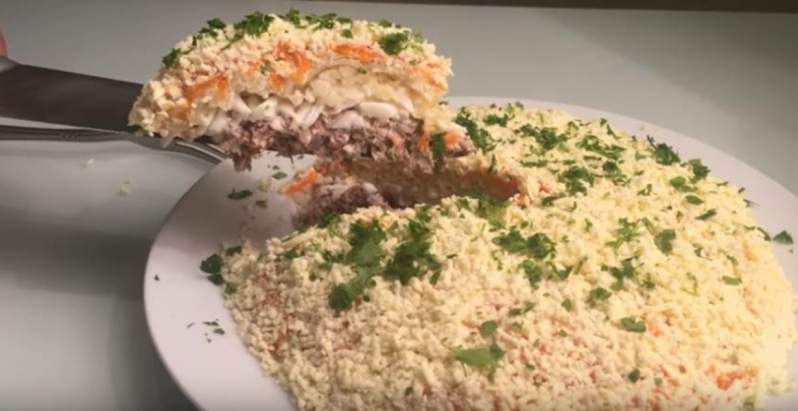Салат Мімоза з рибними консервами 5 рецептів з покроковими фото 9244695500c81d1b6c42806d3ea6ce61 Салат Мімоза з рибними консервами 5 рецептів з покроковими фото