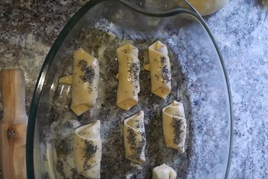 Булочки з маком з дріжджового тіста 7 рецептів з покроковими фото 978d535ca13916d08fdec2db602f8135 Булочки з маком з дріжджового тіста 7 рецептів з покроковими фото