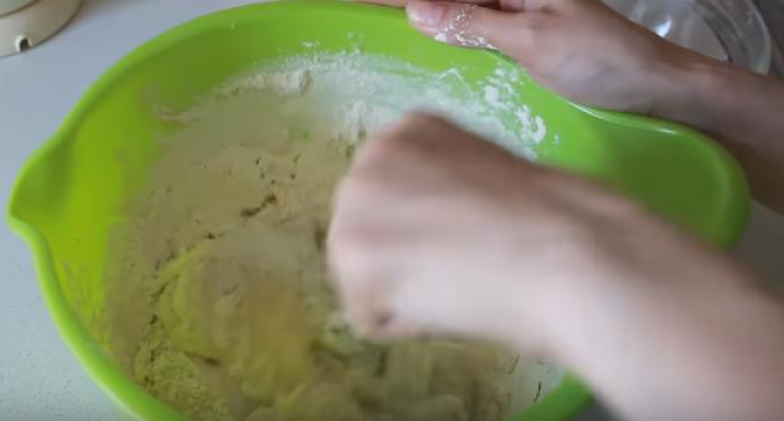 Домашні чебуреки з мясом на сковороді 5 рецептів, соковитих і хрустких чебуреків, з покроковими фото 98dc8ba9354d15deb58a1aa0e9a66735 Домашні чебуреки з мясом на сковороді 5 рецептів, соковитих і хрустких чебуреків, з покроковими фото