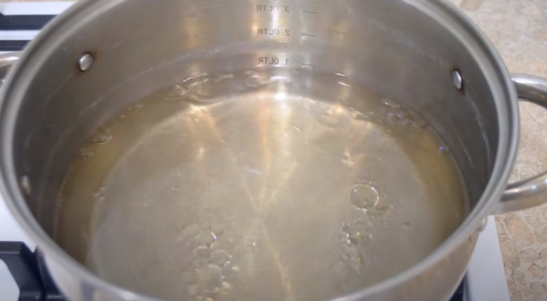 Мариновані печериці швидкого приготування у домашніх умовах 6 рецептів з покроковими фото a46867a2604e3bc1659cdec956a1400f Мариновані печериці швидкого приготування у домашніх умовах 6 рецептів з покроковими фото