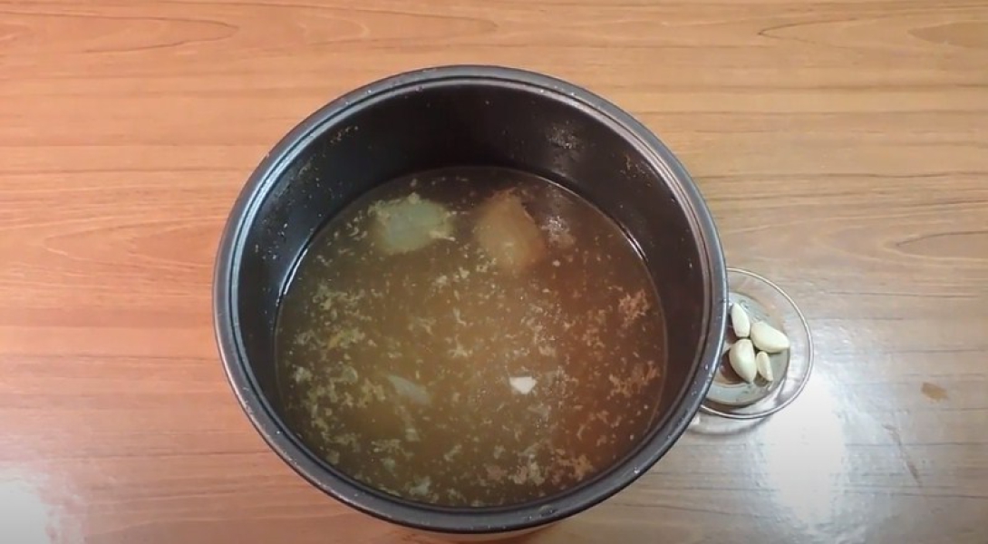 Холодець зі свинячої рульки як варити свинячий холодець 6 рецептів з покроковими фото a4cb9ffd56455e62b134a9a28a41a447 Холодець зі свинячої рульки як варити свинячий холодець 6 рецептів з покроковими фото