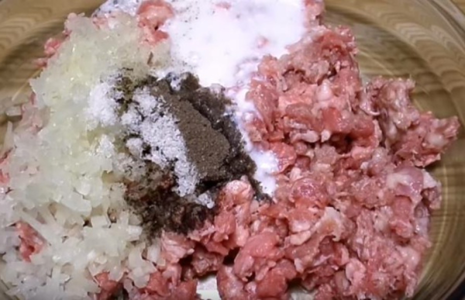 Як приготувати чебуреки з мясом у домашніх умовах 6 рецептів смачних чебуреків, з покроковими фото af2117df38c0e7f833bb201642a56e2c Як приготувати чебуреки з мясом у домашніх умовах 6 рецептів смачних чебуреків, з покроковими фото