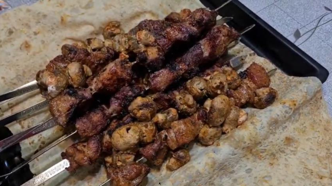 Печериці на мангалі 12 рецептів маринаду для шашлику з грибів, з покроковими фото b897629ba0cae40c3d219f91504591df Печериці на мангалі 12 рецептів маринаду для шашлику з грибів, з покроковими фото