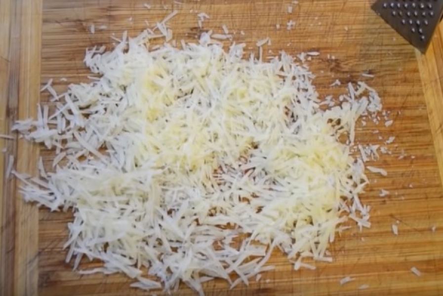 Салат Цезар з куркою 5 класичних рецептів, з покроковими фото bf0dde44b6983420404a533ab151bc03 Салат Цезар з куркою 5 класичних рецептів, з покроковими фото